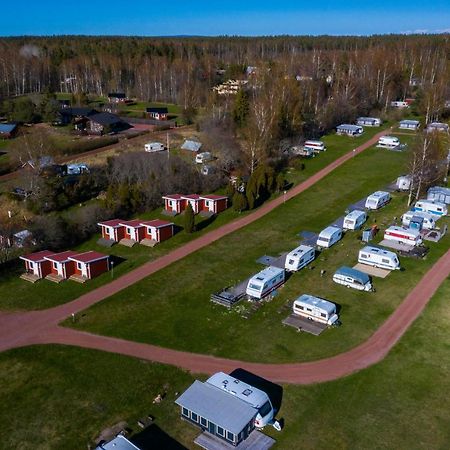 Karingsund Resort Camping Eckero Exterior foto